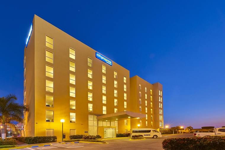 Primary hotel