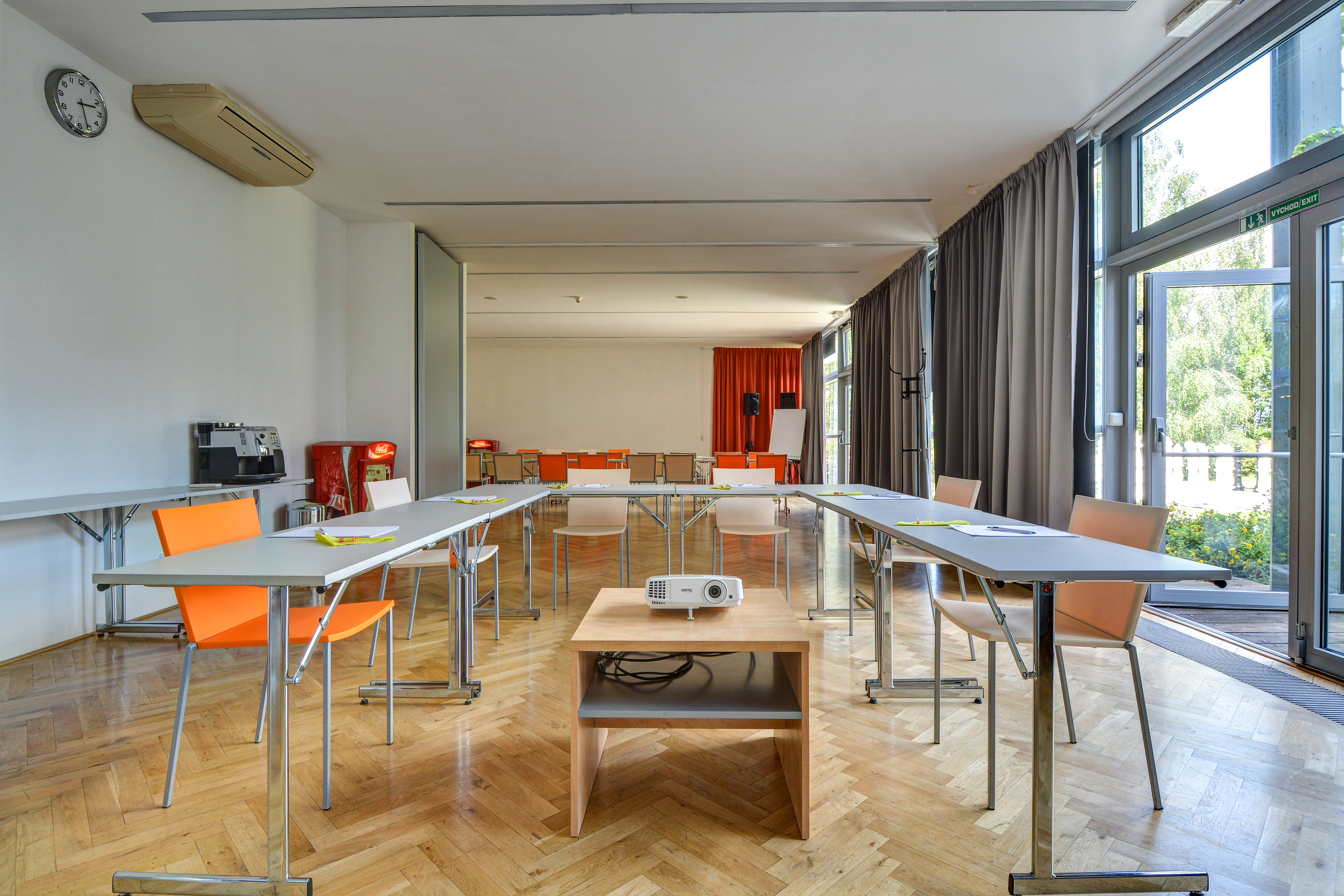 Holiday Inn Prague Airport